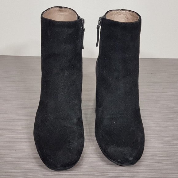 Halogen 'Cori' Round Toe Bootie Black Suede Womens Size 5.5 - Picture 2 of 7